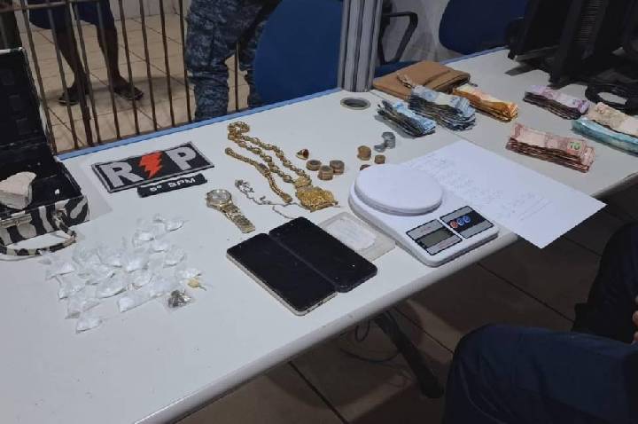 5º BPM fecha ponto de venda de drogas em imóvel abandonado e prende suspeito na Zona Leste de Porto Velho