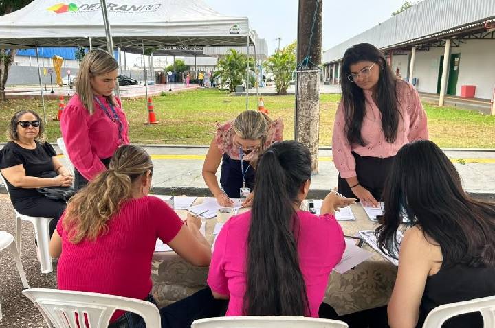 Ação Outubro Rosa reforça importância da prevenção e diagnóstico precoce entre servidoras do Detran-RO