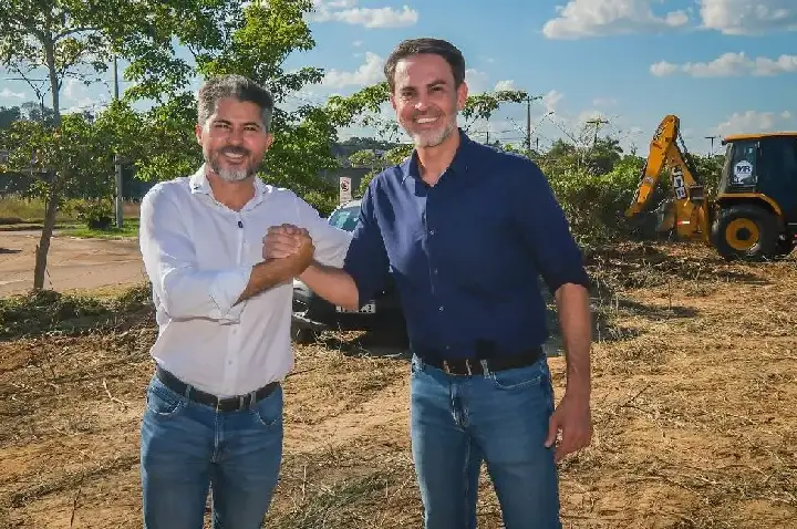Ao lado de Léo Moraes, Marcos Rogério destaca educação como prioridade: “O povo merece investimentos que ajudem a construir um futuro melhor”