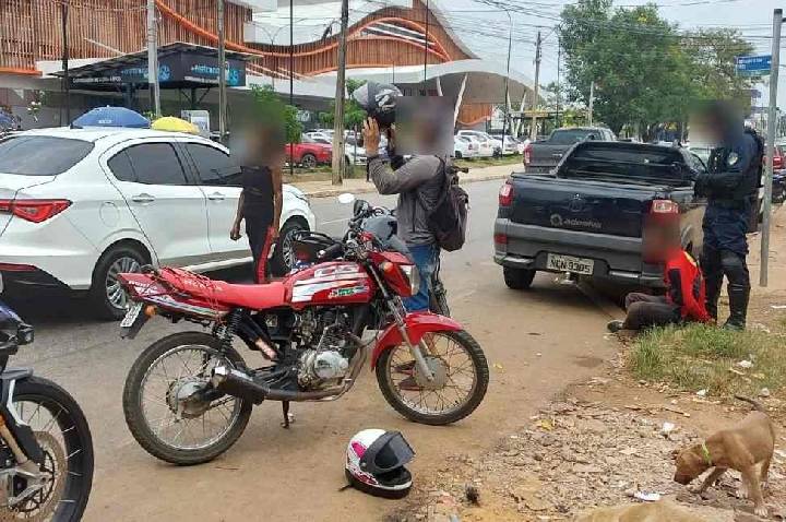 BPTRAN prende jovem sem CNH depois de acidente e identifica motor com restrição de furto e roubo