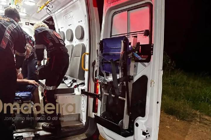 Briga de casal encerra com homem esfaqueado e mulher ferida na zona leste da capital