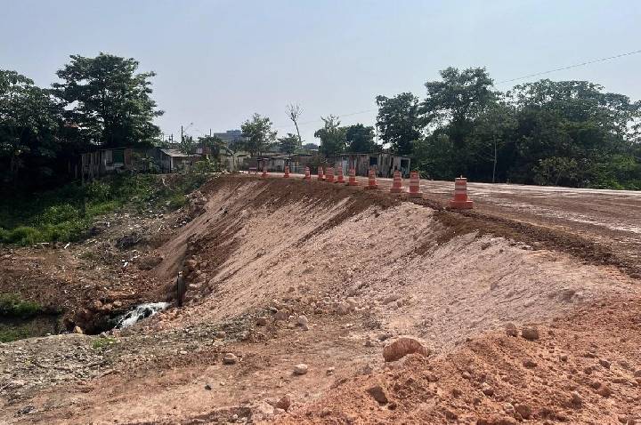 Cai N’água avança na recuperação de área histórica com liberação do tráfego