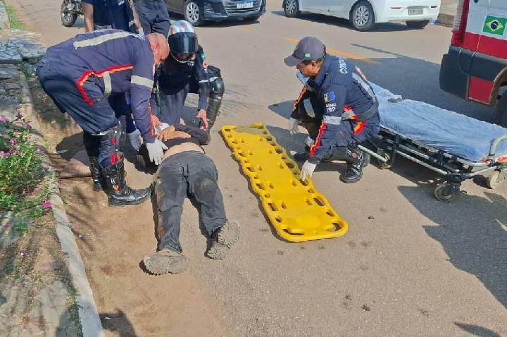 Colisão entre carro e moto deixa motociclista ferido em cruzamento na zona Leste de Porto Velho