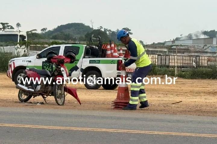 Colisão frontal entre duas motocicletas deixa três feridos na BR-364