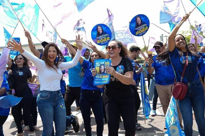 Cristiane Lopes reúne multidão no Pit Stop da Cris em Porto Velho