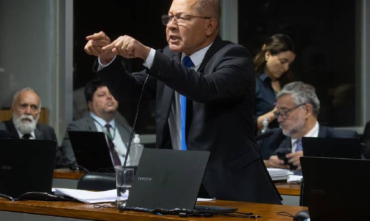 Deputado Coronel Chrisóstomo questiona participação da CONTAG na redação de emendas apresentadas por partidos de esquerda