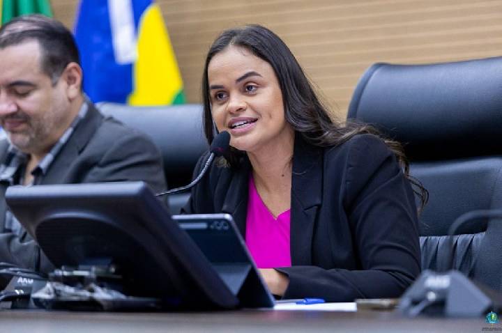 Dra. Taíssa solicita ampliação do Prato Fácil em Guajará-Mirim
