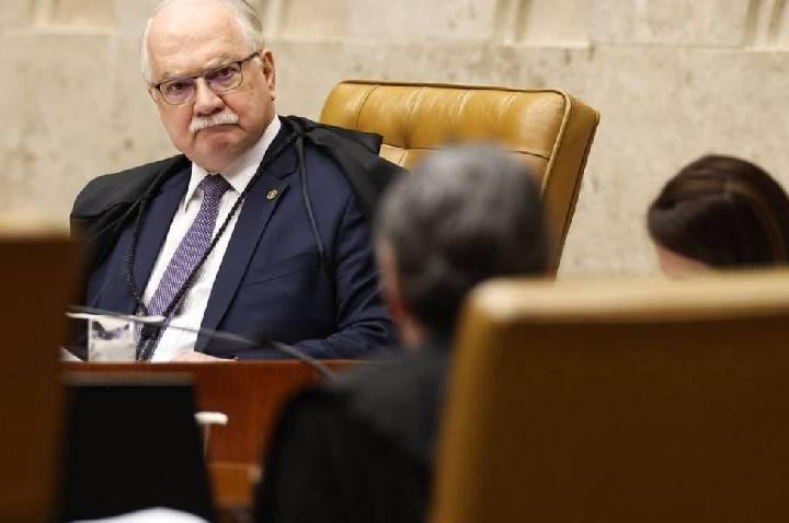 Edson Fachin sinaliza arquivamento definitivo do inquérito das Fake News e aponta trâmite de procedimentos no STF
