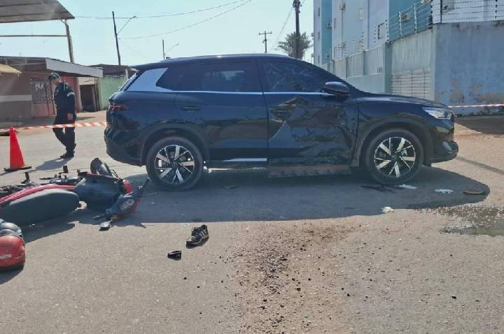Grave acidente de trânsito deixa motociclista ferido em cruzamento na zona norte de Porto Velho