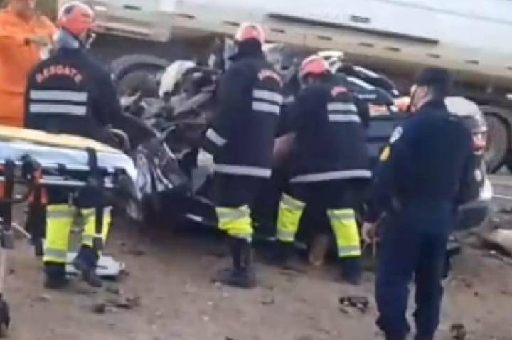 Grave acidente entre carro e carreta deixa quatro mortos e feridos na BR-364