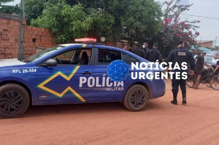 Homem ameaça irmã com faca e quebra objetos após discussão por sabão em pó no bairro Mariana