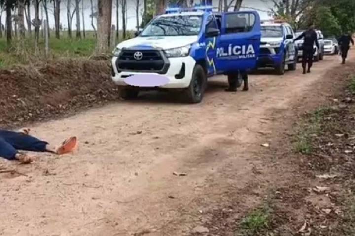 Homem é encontrado morto com marcas de facadas na zona rural de Rondônia