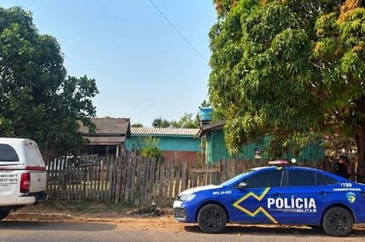 Homem e mulher são encontrados mortos em residência no bairro Bom Futuro em RO