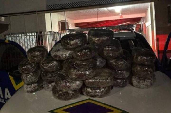 Homem é preso em flagrante com mais de trinta quilos de maconha em RO
