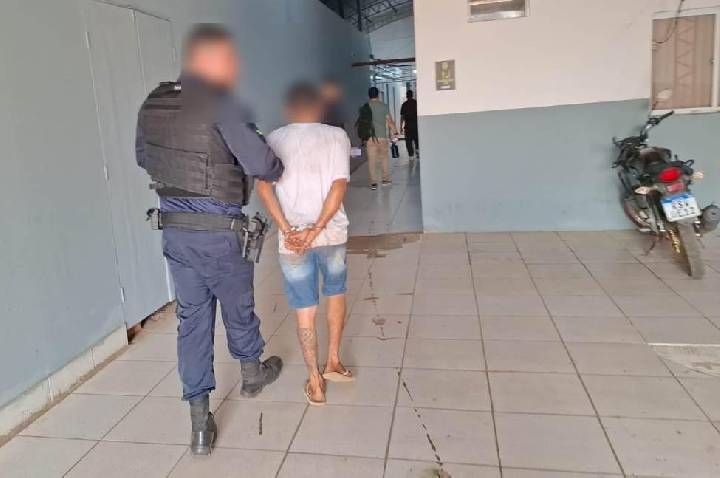 Homem é preso suspeito de tentar matar ex-companheira e sogra a facadas em RO