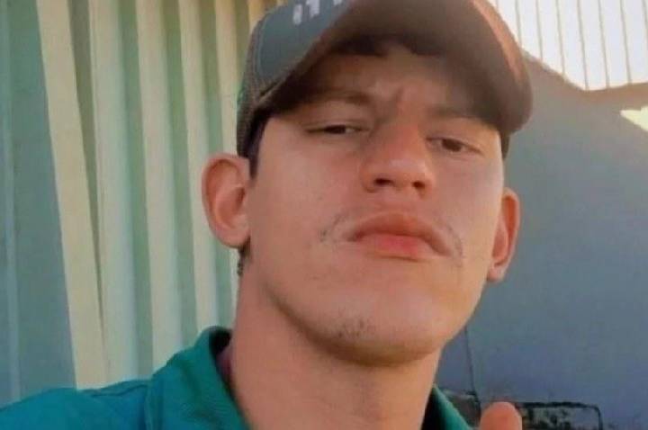 Jovem é morto a golpes de madeira na cabeça em bar