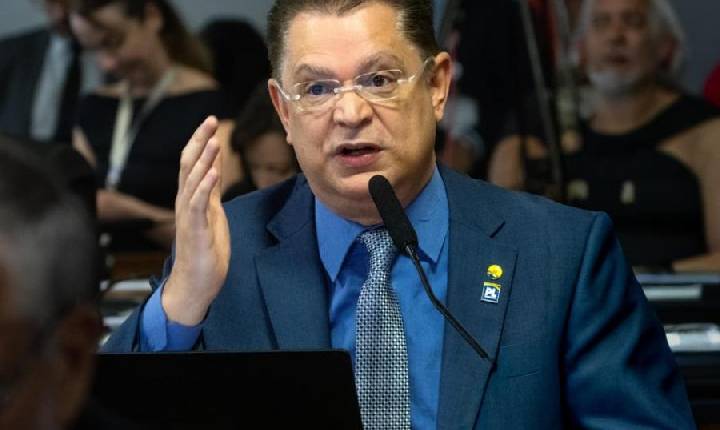 Líder do PL homenageia Coronel Chrisóstomo e destaca papel decisivo na CPMI do INSS