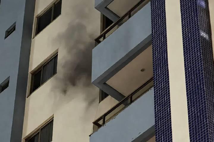 Mãe esquece panela com mamadeira no fogo e provoca incêndio em apartamento
