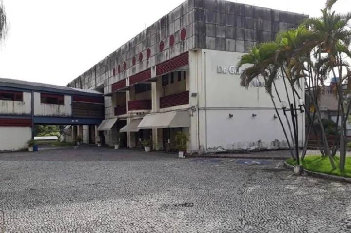 Mãe suspeita de matar cinco filhos e tentar matar o sexto vai a júri