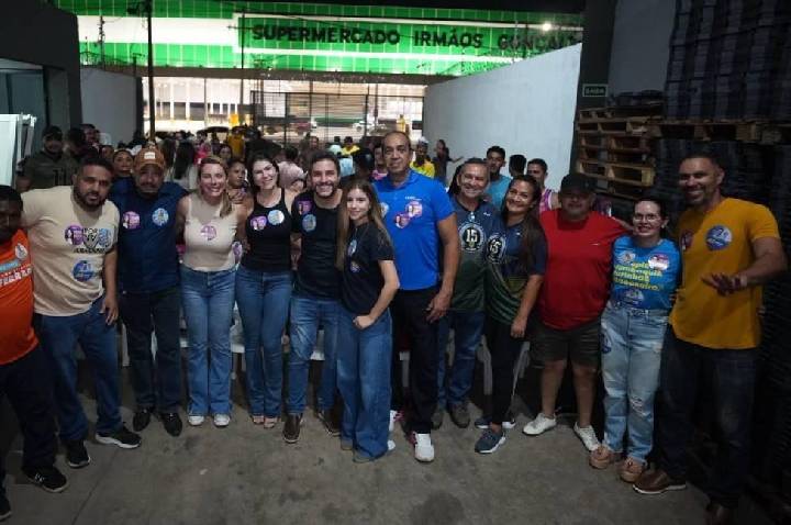 Maurício Carvalho se reúne com integrantes de bloco e reforça compromisso com a cultura de Porto Velho