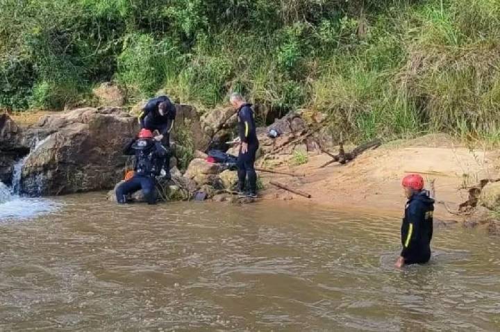 Menina é encontrada morta após desaparecer em rio