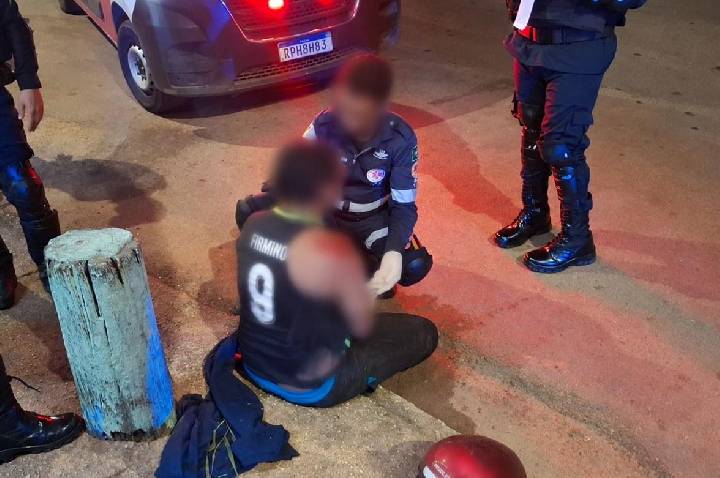 Motociclista foge de fiscalização, sofre acidente e é levado ao João Paulo II em Porto Velho