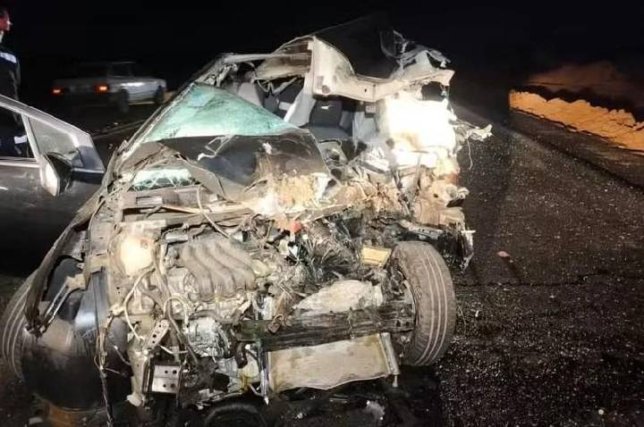 Motorista morre após bater de frente com caminhão na BR-364