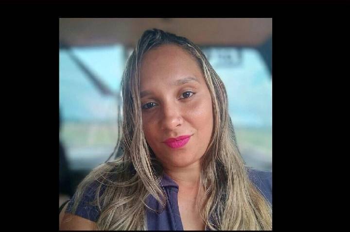 Mulher suspeita de matar marido a facada está foragida