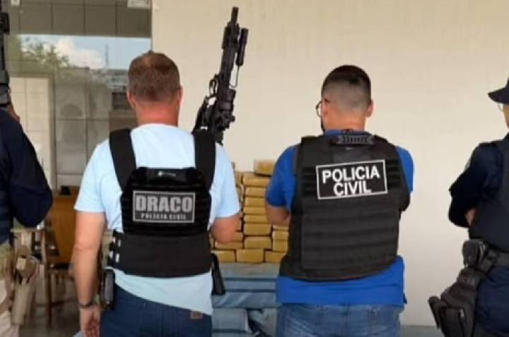 Operação conjunta resulta na apreensão de meia tonelada de skunk e prisão de suspeitos em Rondônia