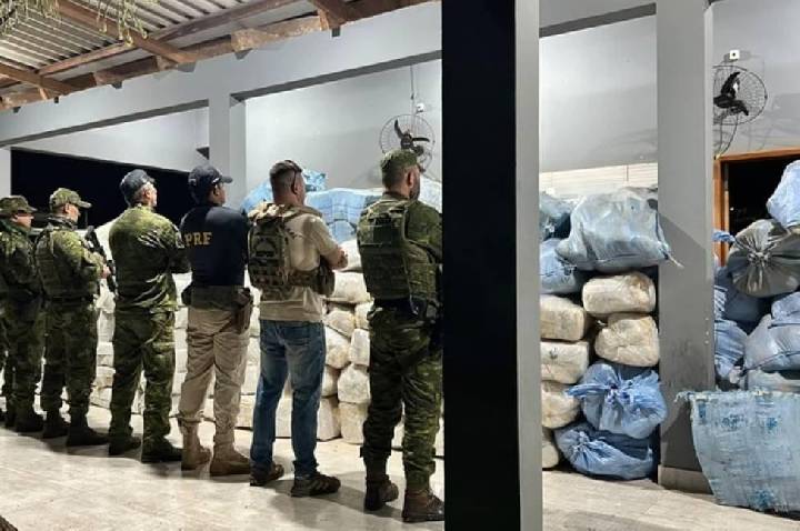 Polícia Federal e forças de segurança apreendem mais de 3 toneladas de drogas no interior de Rondônia