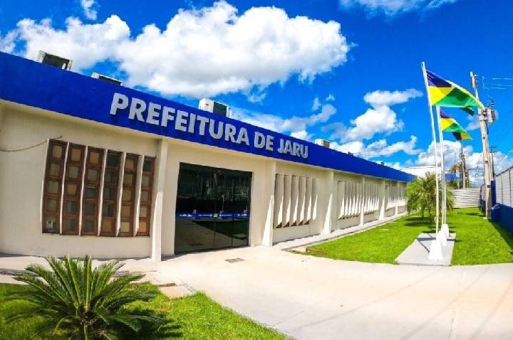 Prefeitura convoca aprovados em concurso público