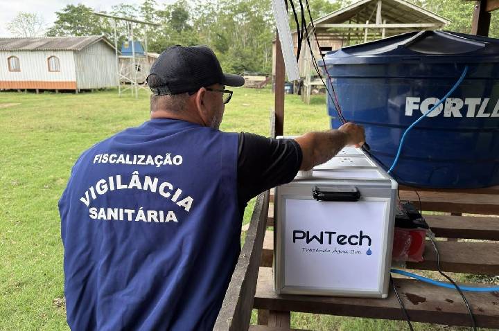 Ribeirinhos relatam alegria com acesso à água tratada após décadas de dificuldades