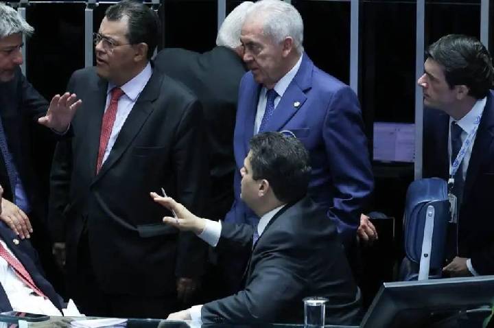 Senado aprova calendário especial para acelerar votação da PEC da Segurança Pública em plenário