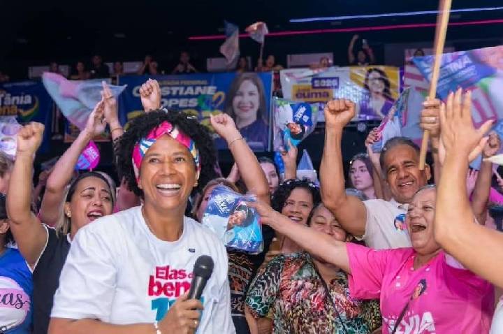 Sílvia Cristina relata ataques e cita uso de IA no decorrer de campanha