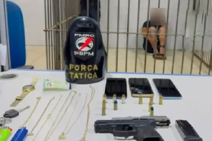 Trio é preso por porte ilegal de arma de fogo em Porto Velho
