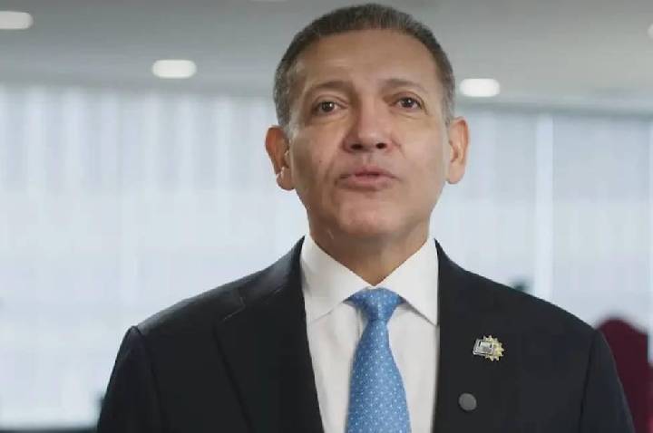 TSE desmente acusação de Flávio Bolsonaro e nega expulsão de fiscais do PL durante a apuração das eleições