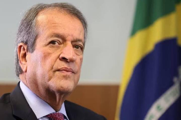 Valdemar Costa Neto critica carta de Flávio Bolsonaro e reitera reconhecimento do resultado das urnas