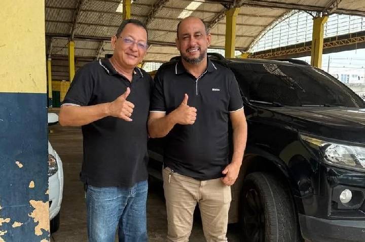 Vereador Wanoel Martins visita feira do produtor no Cai N’água para tratar de infraestrutura e condições de trabalho