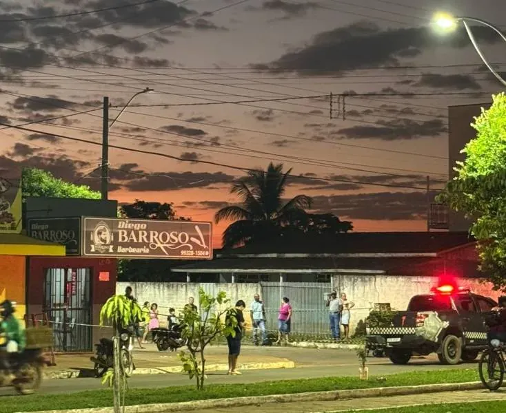 Faccionado invade escola armado após tentar matar cliente de barbearia em Rondônia