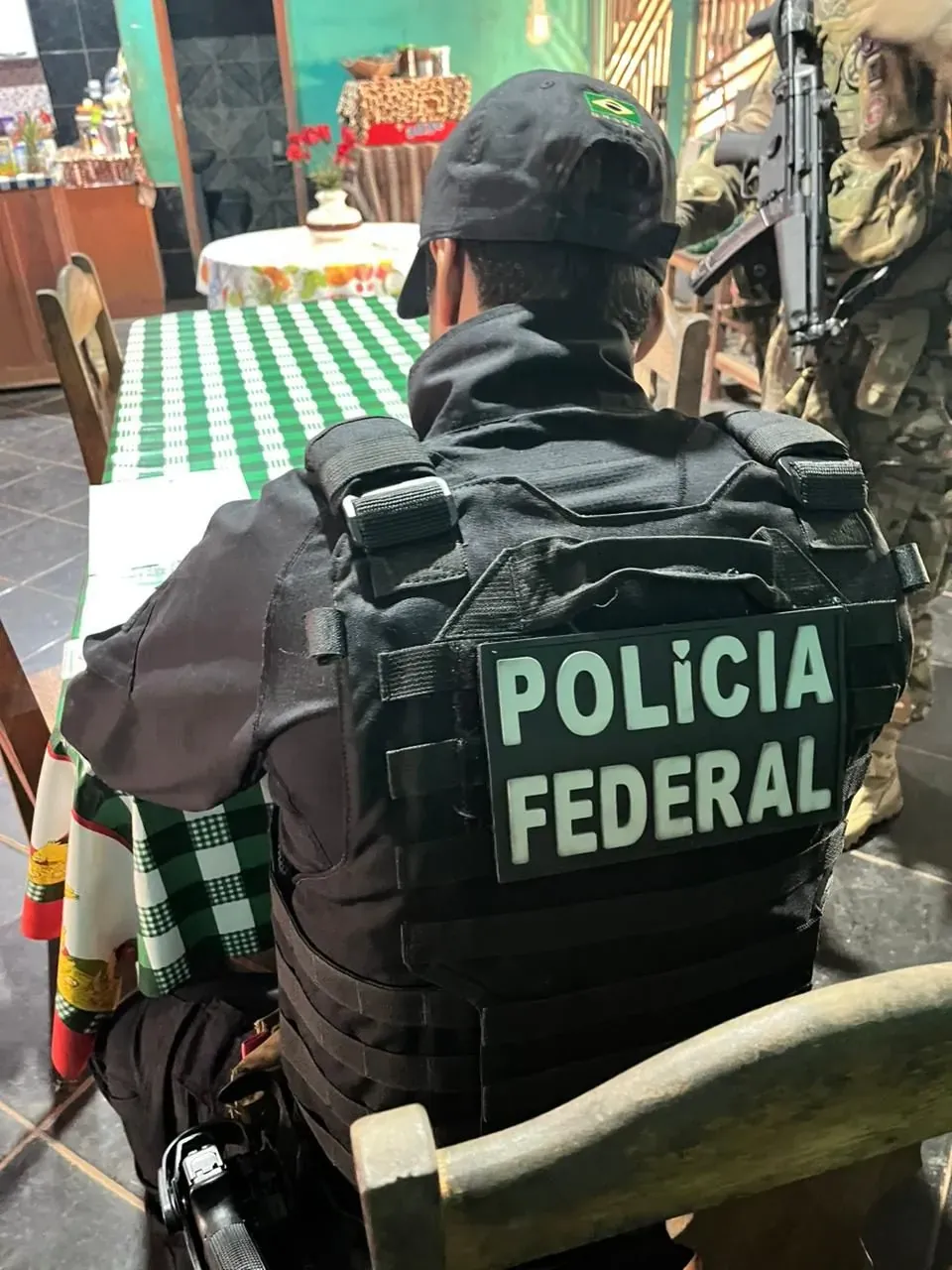 PF deflagra Operação Vernice contra tráfico de drogas e lavagem de dinheiro em Rondônia