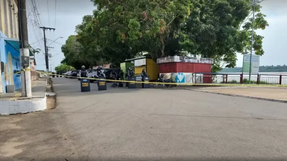 Prefeitura de Humaitá suspende aulas e serviços em meio a operação contra garimpo ilegal