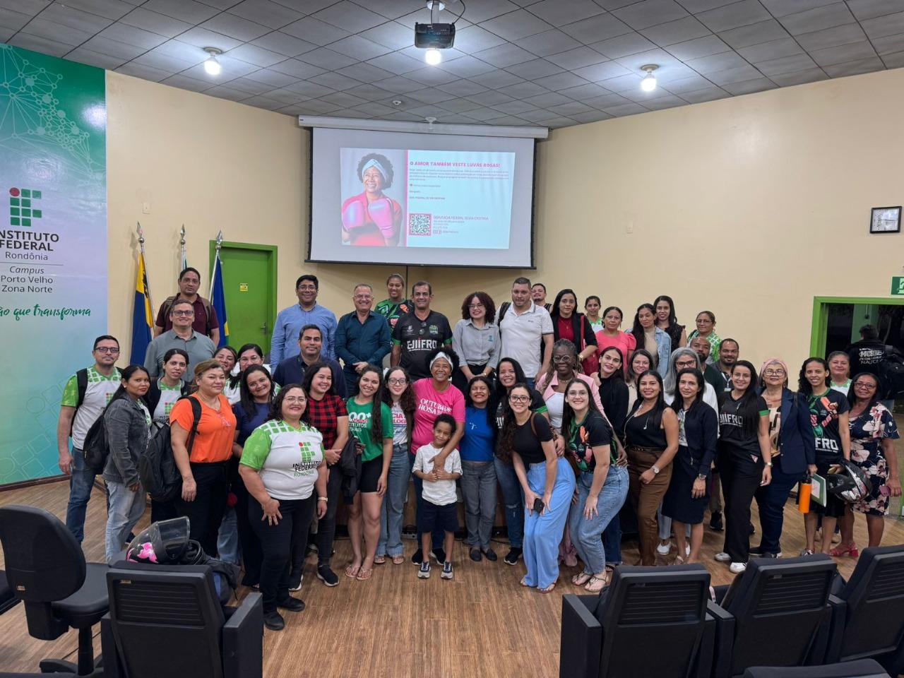 Deputada Sílvia Cristina encerra Outubro Rosa com mais de 4 mil participantes em palestras por Rondônia
