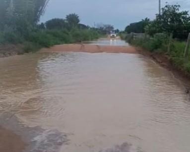 Dra. Taissa cobra revitalização urgente da Linha 23B em Nova Mamoré