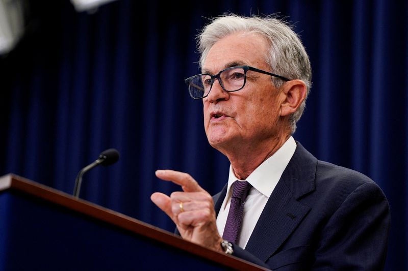 Powell diz ser investigado por não ceder ao governo Trump sobre juros