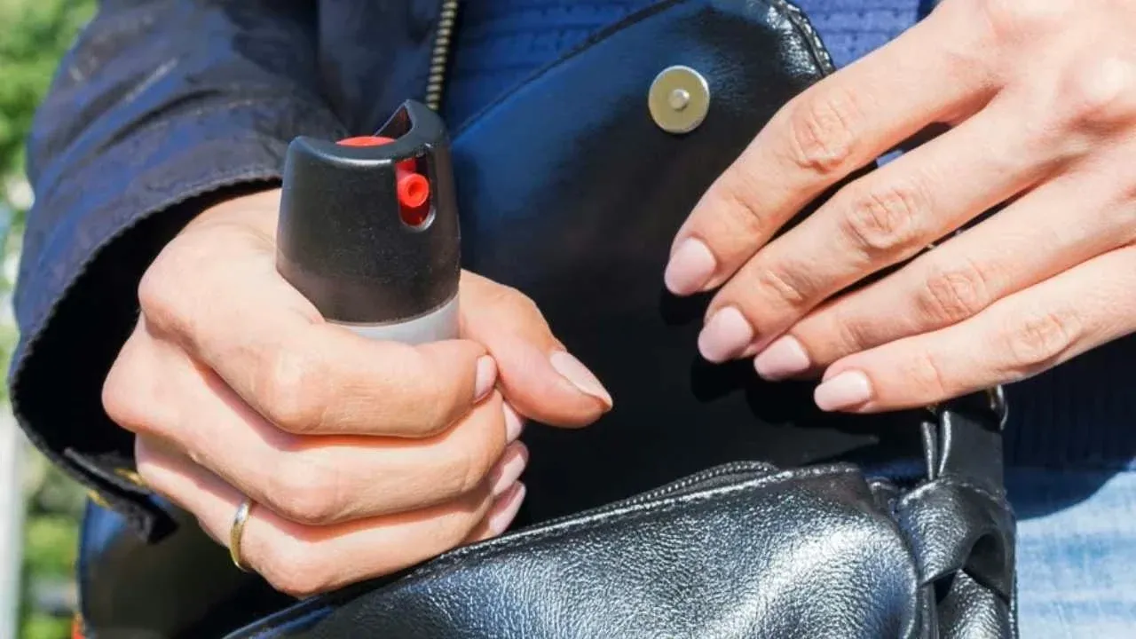 Assembleia Legislativa de Rondônia aprova lei que autoriza spray de defesa pessoal para mulheres