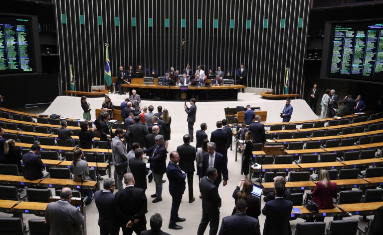 Câmara pode votar nesta segunda a medida provisória do Programa Gás do Povo