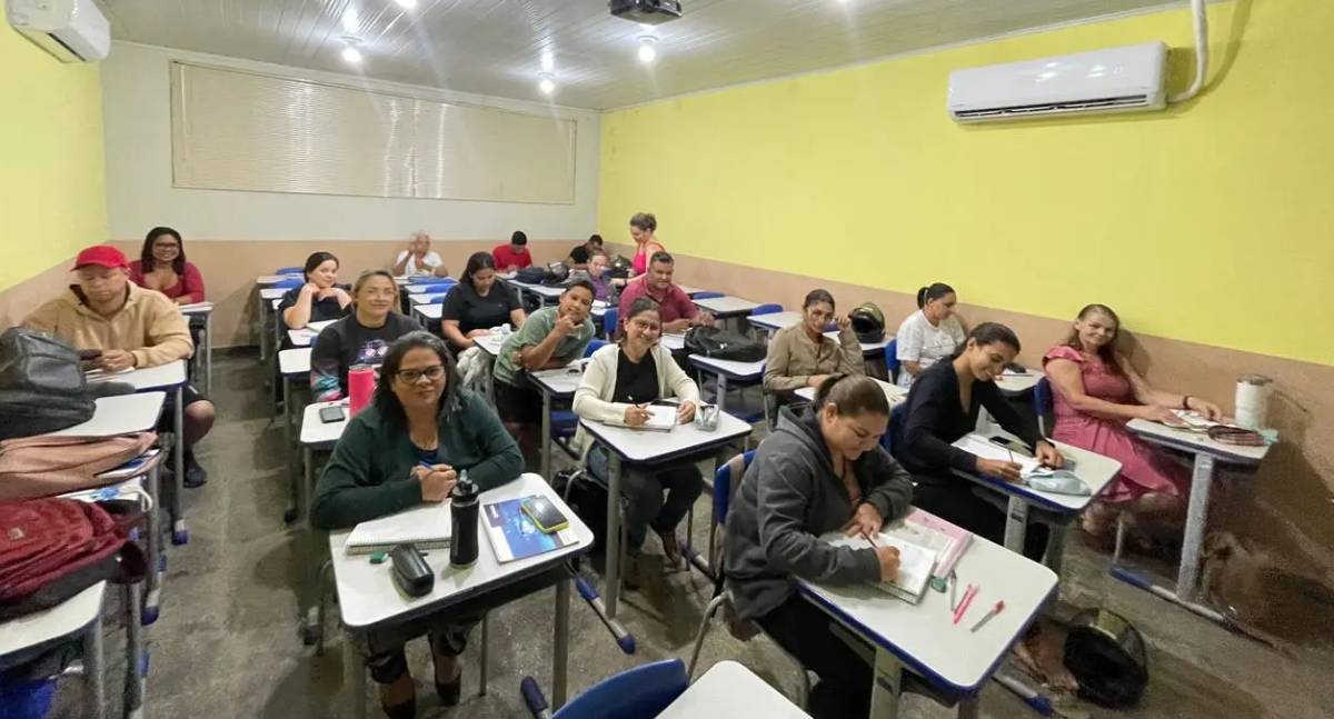 Matrículas da EJA seguem até 28 de fevereiro