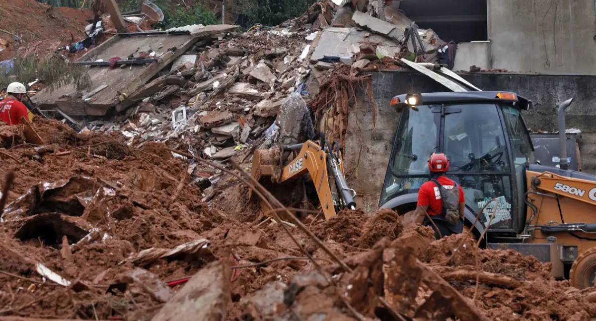 Número de mortos pelas chuvas chega a 30 em Minas Gerais