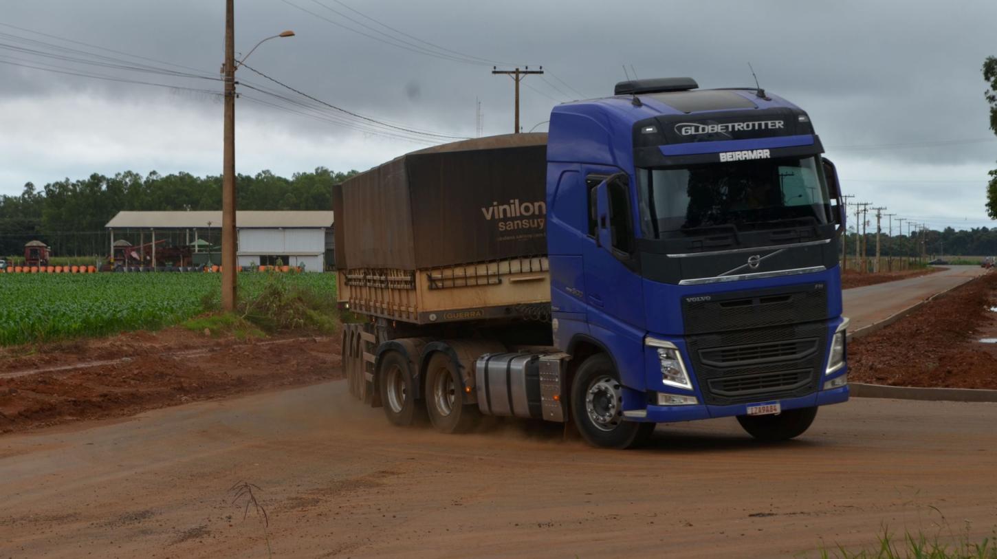 Obras de asfaltamento dos acessos da CTR avançam em Vilhena com investimento do deputado Ezequiel Neiva