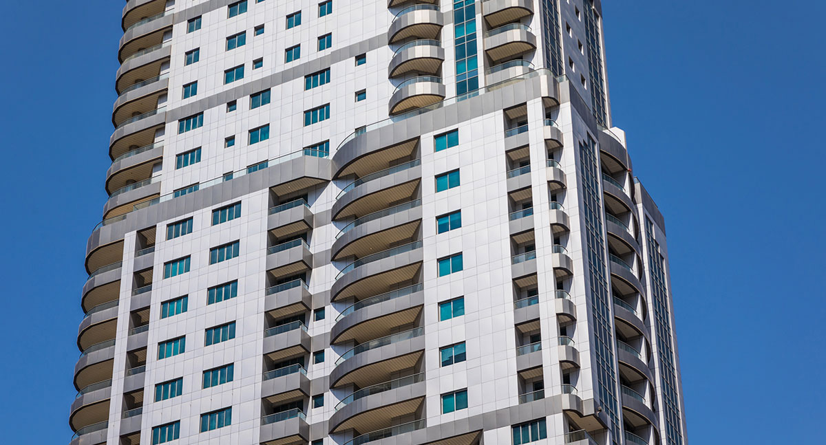 Quais perguntas fazer sobre a segurança do prédio ao comprar um apartamento?